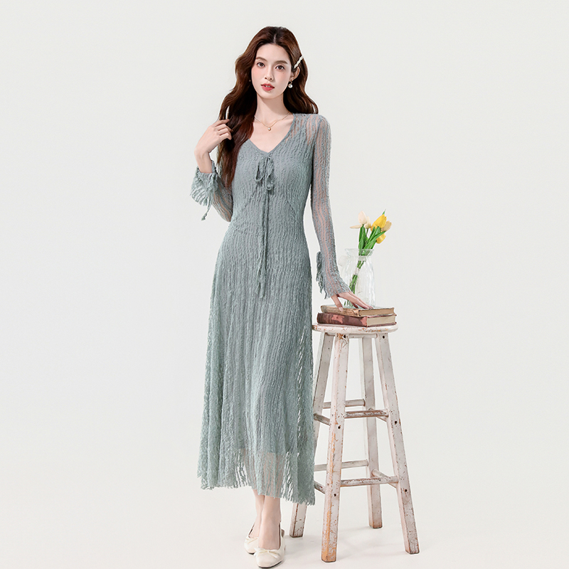 Elegant Lace Flare Sleeve Two-Piece Dress