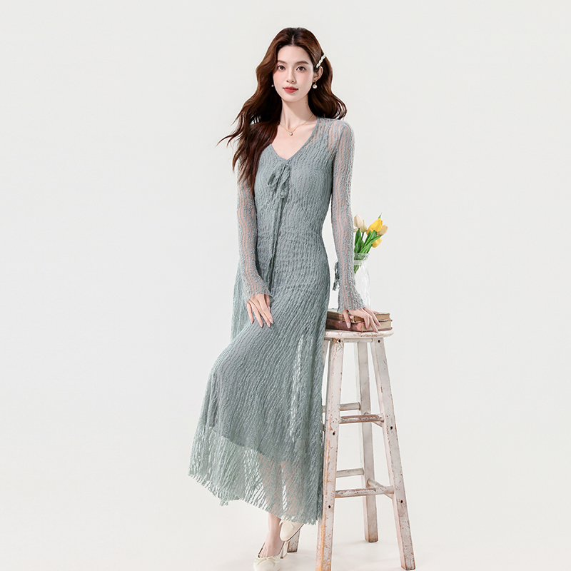 Elegant Lace Flare Sleeve Two-Piece Dress - Image 2