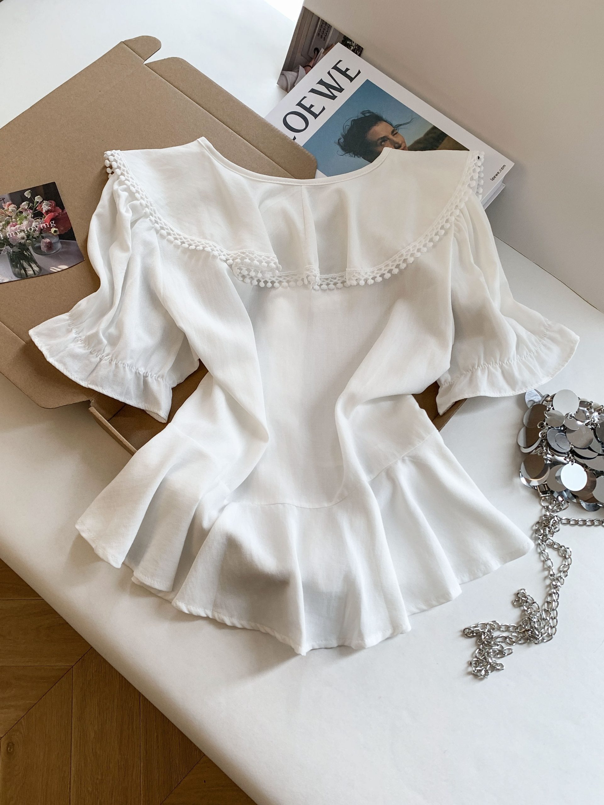 Gentle Flare Sleeve Ruffle Tie Shirt - Image 2