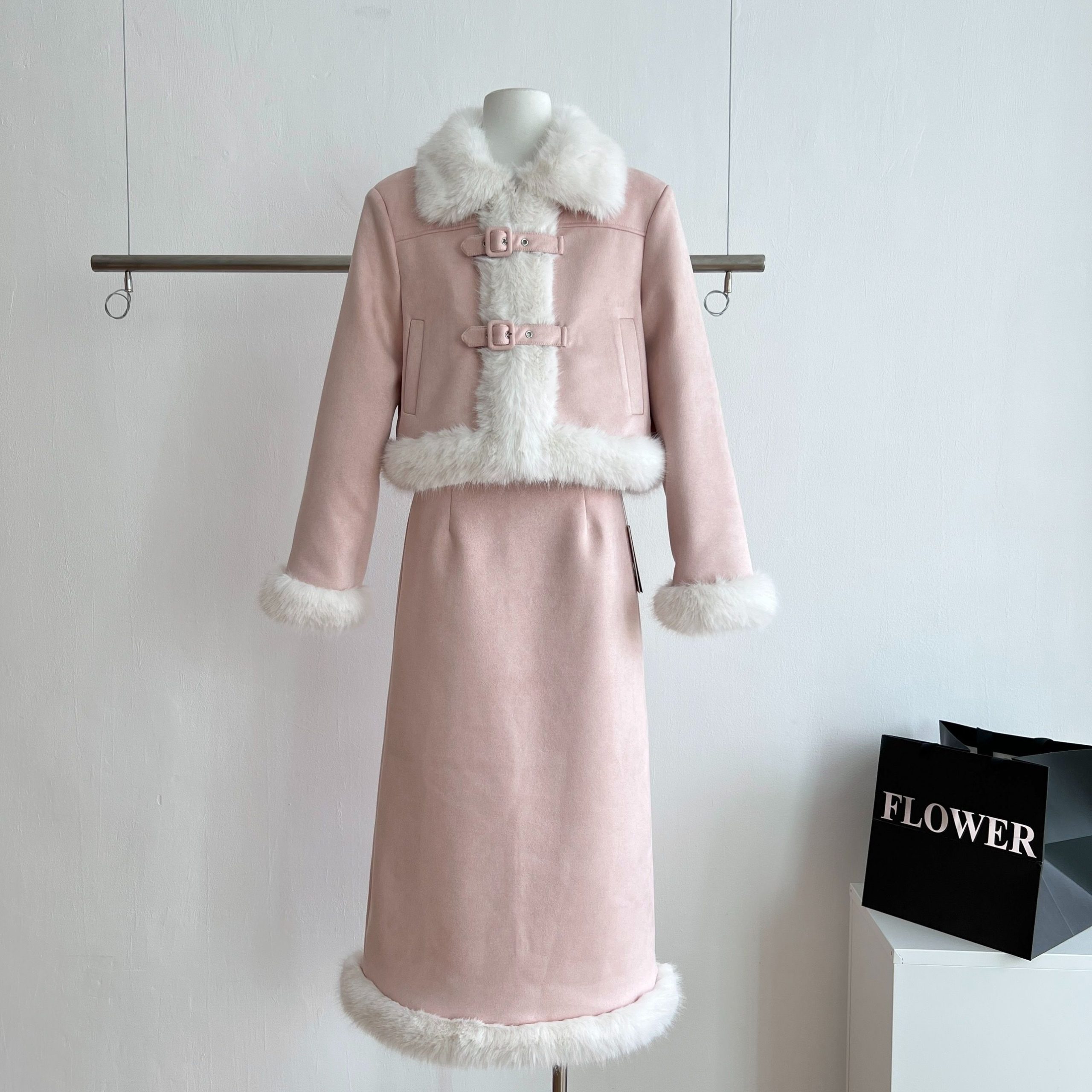 Pink Tweed-Style Two-Piece Set for Women 2026 Winter Outfit - Image 3